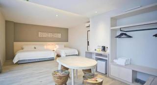 M Plus Boutique Hotel - 9