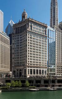 LondonHouse Chicago, Curio Collection by Hilton - 9