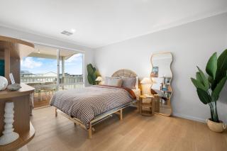 Beachley House - 4 bed home in North Beach - 4