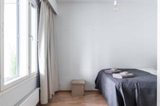 Apartments with Sauna, Balcony & Free Parking - 4