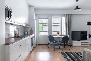 Apartments with Sauna, Balcony & Free Parking - 2