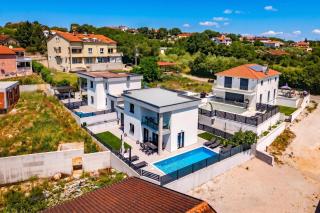 Villa Andreas With private Pool - Happy Rentals - 0