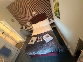 The Jubilee Hotel East - with NEWLY REFURBISHED SPA FACILITIES - GAMESPIT - AND SMOKEHOUSE - 3