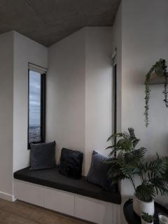 Skyline Suites - Cosy Retro Retreat, Walk to MCG - 2