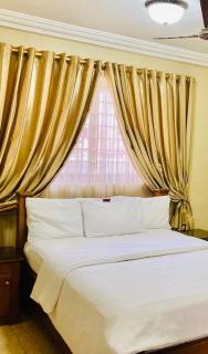 Deluxe 2 BR Luxury Holiday Home East Legon WI-FI - 4