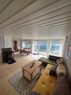 Cozy cabin by the waterfront, tranquility, nature, and fjords - 9