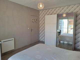 Le Ces-Spacieuse maison - Wifi Jardin - Parking gratuit - 15min des plages - 9