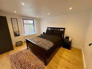 The Cheese House, Stylish Stay In Staffordshire - 8