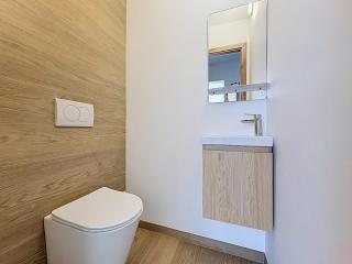 Lectoure RDC 6-person apartment Basel 5 min away - 6