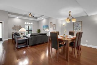 4 BD Townhome Close to Disney - 3