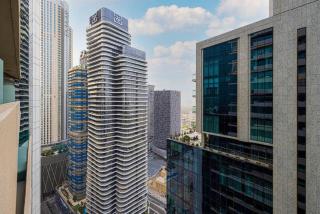Downtown 1BR - 5 minutes to mall - panoramic pool - Dubaï - 2