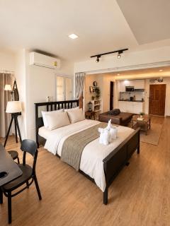 Spacious Cozy Studio on Nimman main road - 7