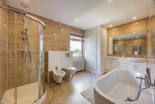 The Old Well House with Luxury Hot Tub - 6