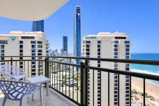 Lovely OceanViews 1B1B in the Heart of Surfers - 9
