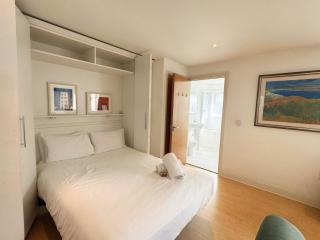 Cozy central studio opposite to Wills memorial building - 3