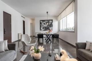 Stylish 3 Bed Home in Mar Mkhayel - 1