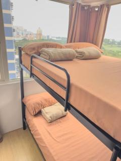 2BR Staycation Near BGC & McKinley Hill - 5