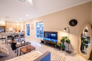 Easy Days & Soft Mornings between BNE City & GC - Holiday Home - 9