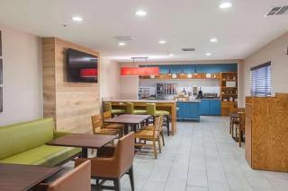 SureStay by Best Western Lewisville Dallas - 7