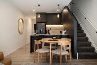 Warm & Stylish Dart Retreat with Parking - 3