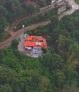Wildcrest Homestay - 9