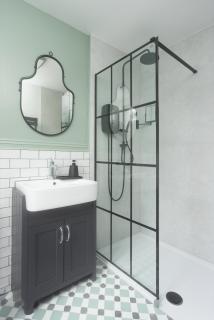 Private room with En-suite - 6