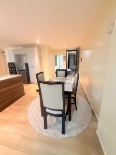 Modern 2BR Suite in Parklands - 3