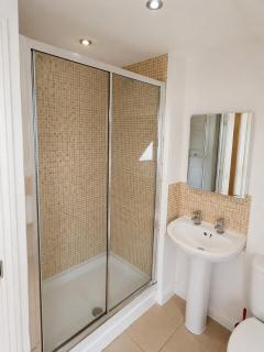 Village Retreat Near Cambridge with Free Parking - 7