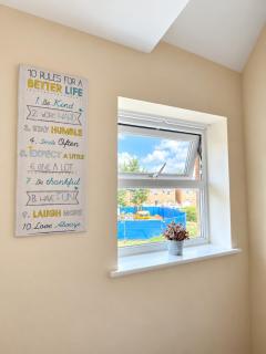 Village Retreat Near Cambridge with Free Parking - 3