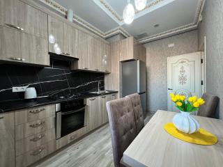 Premium Building in King Pap street - 4
