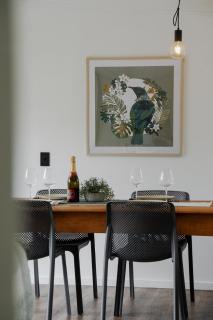 Sun-Filled 2BR Home In The Heart Of Arrowtown - 1
