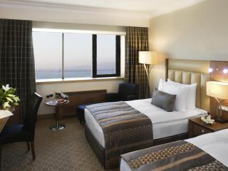 Mövenpick Hotel Izmir - 3