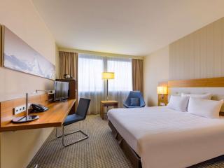 Mövenpick Hotel Geneva - 2