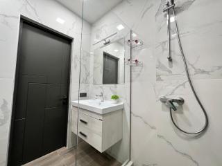 New Premium Building 10th floor Pap Tagavor str - 1