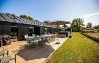 Awesome Home In Ebeltoft With Sauna - 0