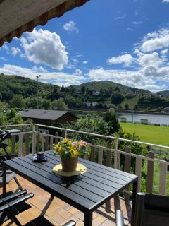 Traumaussicht Moselblick Kamin Balkon Burgblick 65 Zoll TV Waipu Lindenplatz - 8