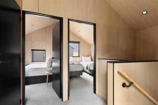 Ski Villa with Carpark 49, Brand-new Snow Retreat! - 1