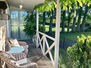 Willowtree Cottage Gated Country Luxury Near Lincoln Uni & Wedding Venues - Lincoln - 1