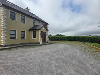 Derryleigh Manor - 2
