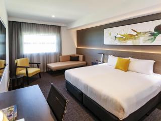 Mercure Sunshine Coast Kawana Waters - 9