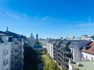 Double Room in a quiet shared flat 400m from Oktoberfest - 1