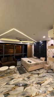 The Aurelia Suite - 0