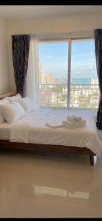 Beautiful 2 Bedroom Seaview 18th floor 78sqm พัทยา - 1