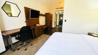 Holiday Inn Express Mexico Santa Fe by IHG - 9
