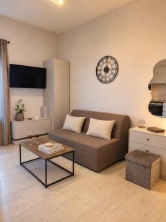 Azure Suites - Sea View Apartments - 3