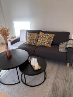 Beautiful furnished 2-room apartment with a short distance to everything - 8