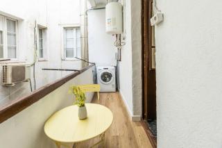 22ARA1105 - 3BR flat in the City Center - 3