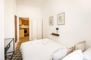 22ARA1105 - 3BR flat in the City Center - 1
