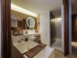 Pullman Lombok Merujani Mandalika Beach Resort - Kuta Lombok - 2
