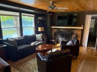 Blue Jay Cabin - 4